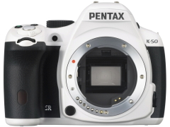 エントリー初の防塵防滴デジタル一眼レフカメラ「PENTAX K-50
