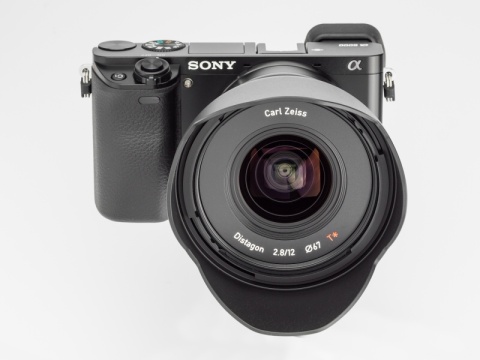 ミニレポート：充電器が別売？だったら「アクセサリーキット」が