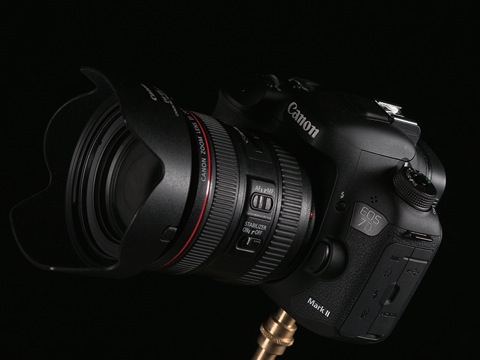 新製品レビュー：キヤノンEOS 7D Mark II（外観・機能編） - デジカメ