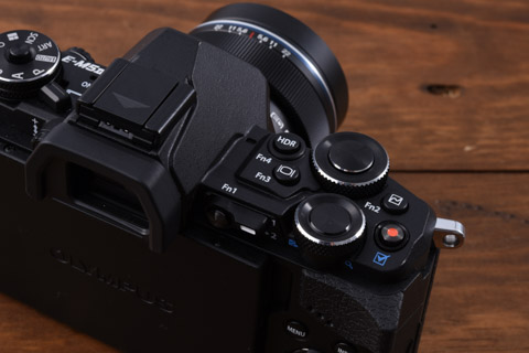 特別企画：旅×カメラ：OLYMPUS OM-D E-M5 Mark II - デジカメ Watch Watch