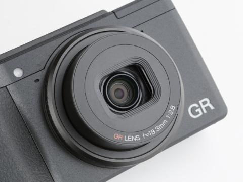 新製品レビュー：RICOH GR II（外観・機能編） - デジカメ Watch Watch