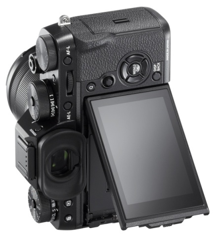 富士フイルム、動体追従性を高めたミラーレスカメラ「FUJIFILM X-T2