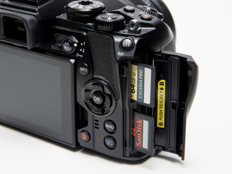 新製品レビュー：OLYMPUS OM-D E-M1 Mark II（外観・機能編