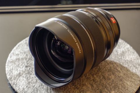 富士フイルム新レンズ「8-16mmF2.8」「200mmF2」続報 - デジカメ Watch
