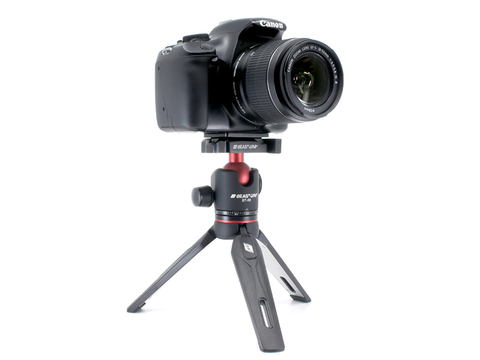 スマホ撮影リグ「Beastgrip」用のミニ三脚 約6kgまで対応 - デジカメ Watch
