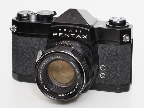 赤城耕一の「アカギカメラ」 第3回：PENTAXの一眼レフ宣言によせて（銀