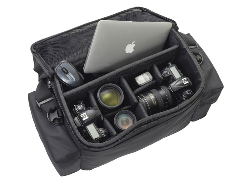 f.64、“60-600mmクラス超望遠レンズ”対応の大型ショルダーバッグ