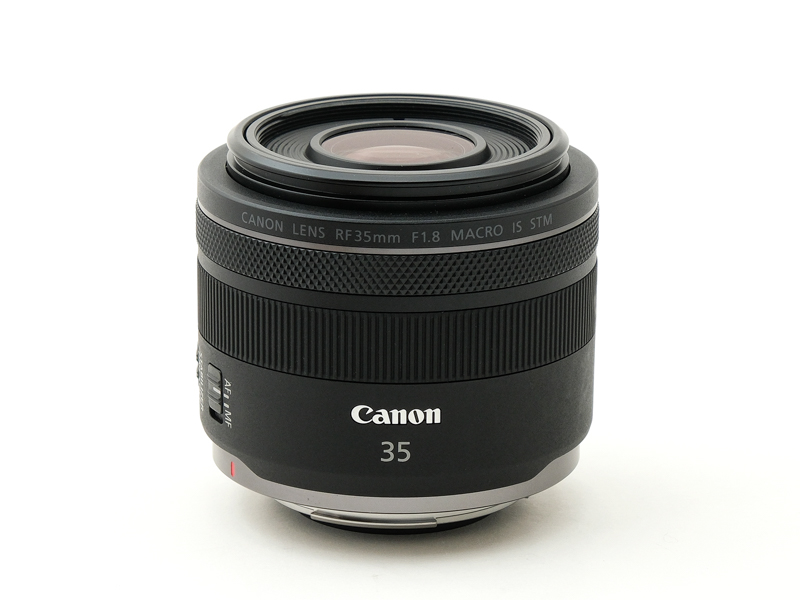 交換レンズレビュー：“小さくて軽い” 35mmAF単焦点レンズを一挙紹介