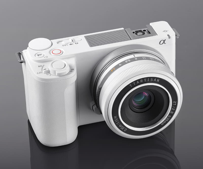 白い「TTArtisan AF 27mm f/2.8」にソニーEマウント用が追加