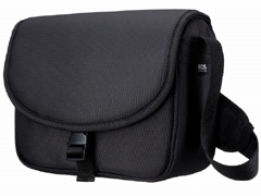 キヤノン、「EOS Kiss X4ダブルズームキット」など購入でカメラバッグ