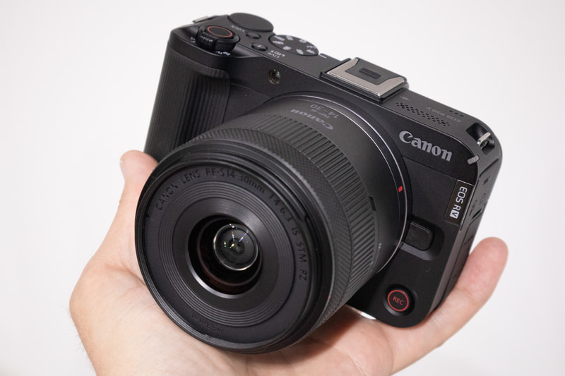 パワーズーム内蔵のキヤノン「RF-S14-30mm F4-6.3 IS STM PZ