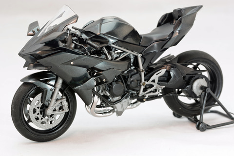 特別企画】【ちょい組み】タミヤのプラモデル「1/12 カワサキ Ninja