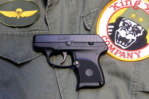 レビュー】固定スライドガスガンコンパクトキャリーシリーズ「LCP