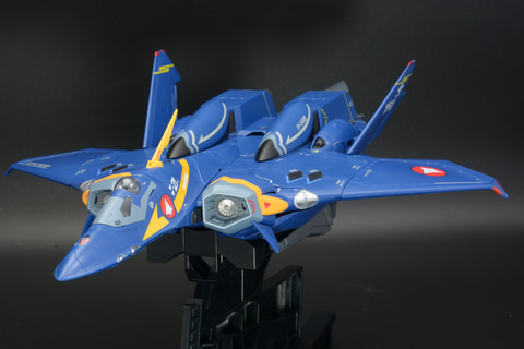 レビュー】「DX超合金YF-21(ガルド・ゴア・ボーマン機)」