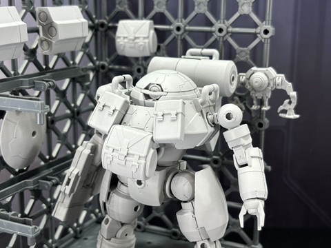 30MM」「30MS」「30MF」の新作が多数展示！ 「30MM AC6」のシルエット