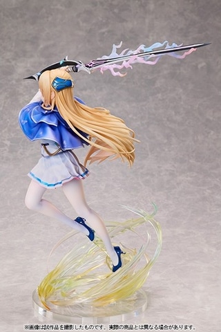 ヘブンバーンズレッド」より「白河ユイナ」と「七瀬七海＆ナービィ」の