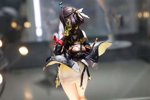 特別企画】凜としたスタイルがかわいい！「ユミア・リースフェルト DX