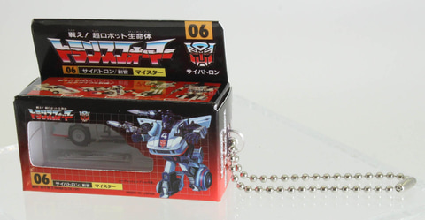 トランスフォーマー」の初期玩具パッケージがミニチュアガチャに