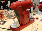 ネスプレッソ、濃さを5段階から選べるコーヒーメーカー「マエストリア