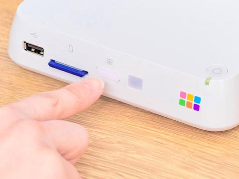 バッファロー、簡単に写真整理できる「おもいでばこ」に、2TBの3年保証