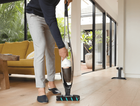 エレクトロラックス、新デザインで“踊るように”使えるコードレス掃除機