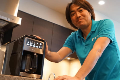 タイマーで朝から淹れたてコーヒー。+Style「スマート全自動コーヒー