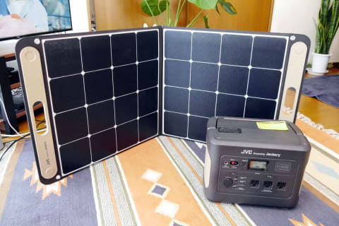 オートキャンプに防災に! JVCソーラーパネルと大容量ポータブル電源が