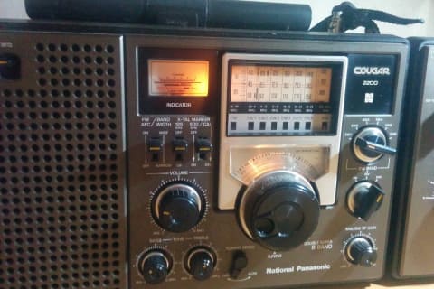 思い出家電】ナショナルのBCLラジオ クーガー2200(RF-2200＋RD-9810