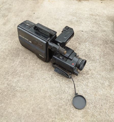 思い出家電】VHSテープで録れる、ナショナルの「マックロードムービー