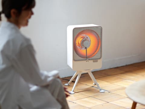シロカの電気ストーブは省電力で倍暖かい? 手入れもラク - 家電 Watch