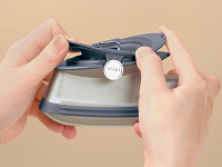 ツインバード、頭の凹凸に密着しやすい頭皮洗浄ブラシ 「モミダッシュ