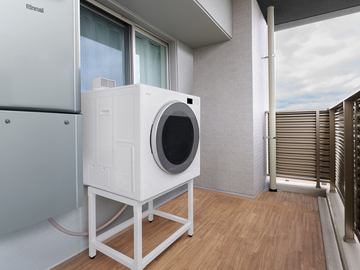 ニトリ、小さく置きやすい衣類乾燥機 Tシャツ10枚分 - 家電 Watch