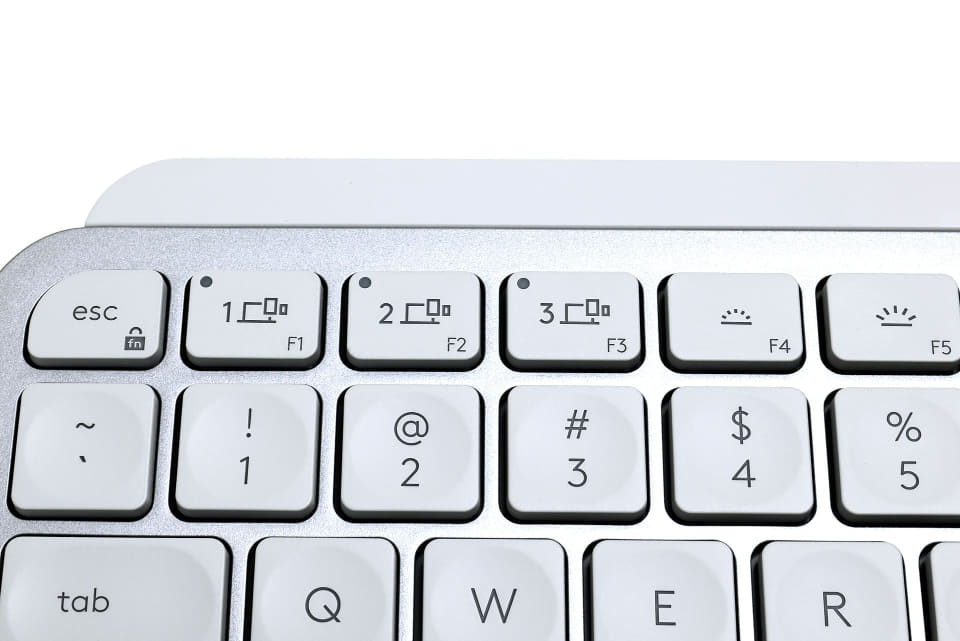 ロジクールの小型キーボード「MX KEYS MINI for Mac」を使う