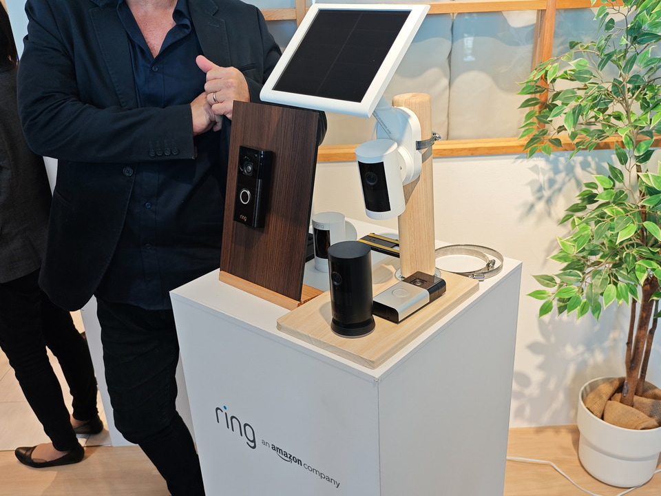 Amazonの防犯カメラ「Ring」最新製品が登場、特徴は”日本の家に