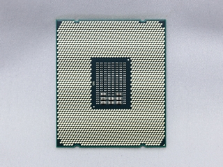 レビュー】ついにコンシューマも10コア時代に突入。20スレッド動作の