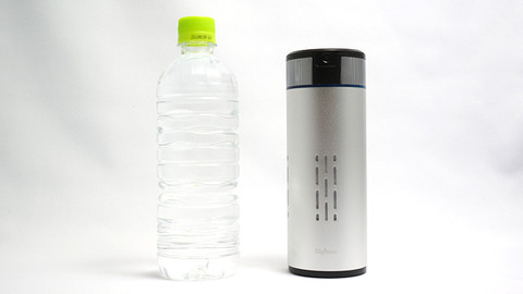 レビュー】ボトル形状が特徴的なバッテリ内蔵の小型PC「DG-CANPC