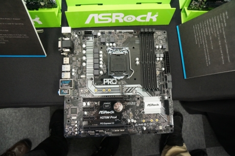ASRock、Kaby Lake対応マザーで新ブランド「SuperCarrier」などを投入