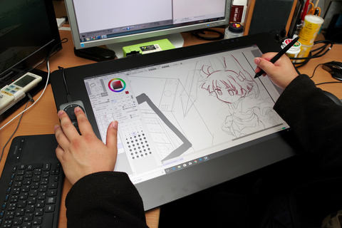 Hothotレビュー】ワコムの4K液タブ「Cintiq Pro 24」をプロ漫画家の