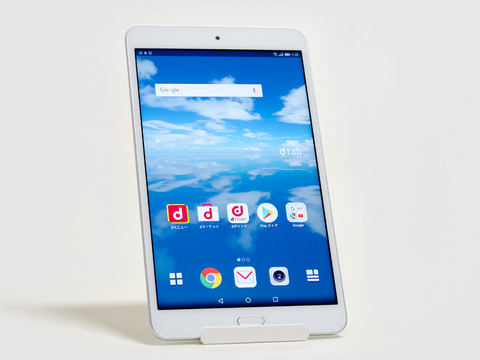 西川和久の不定期コラム】防水防塵でダブルレンズ搭載のドコモ