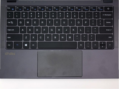 PC短評】13.3型ディスプレイ搭載の薄型スタイリッシュノート「CHUWI