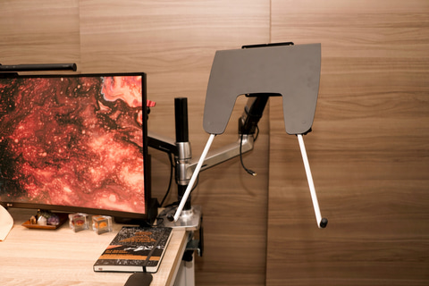 やじうまミニレビュー】ノートの置き場に困ったのでエルゴトロンの