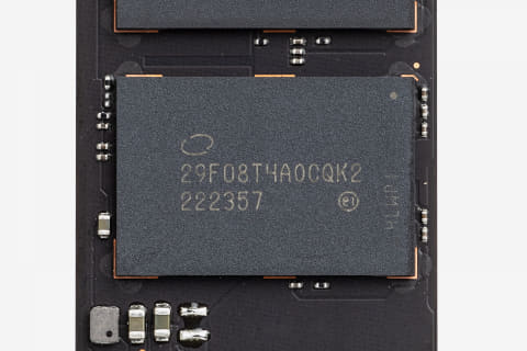 激戦のエントリーPCI-E 4.0 SSDに新星登場！Solidigm初のクライアント