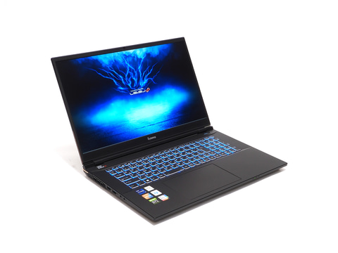 17.3型の大画面ゲーミングノートを性能検証。パソコン工房「LEVEL