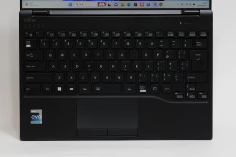 Hothotレビュー】使って分かった！世界最軽量14型モバイルノート