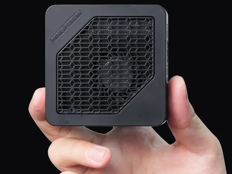 6万円ちょいで買える、80mm角でRyzen 7 6800U搭載のミニPC「MINISFORUM