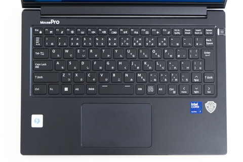 Hothotレビュー】重量1kg切りでCore Ultra 7搭載、AI処理もイケる