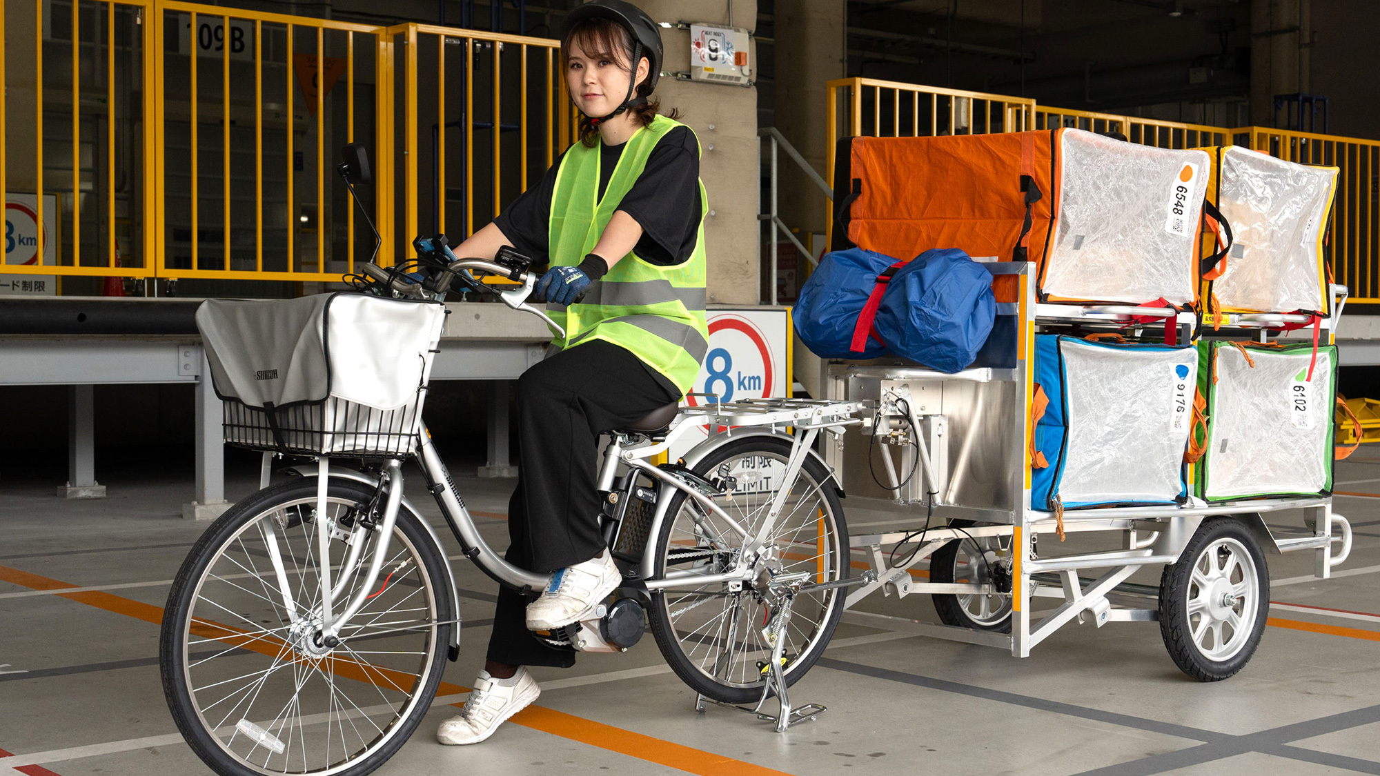 Amazonがリヤカー付き電動アシスト自転車による配達を日本で可能に