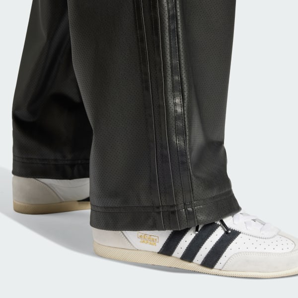 アディダス プレミアム トラックパンツ - ブラック | アディダス ジャパン