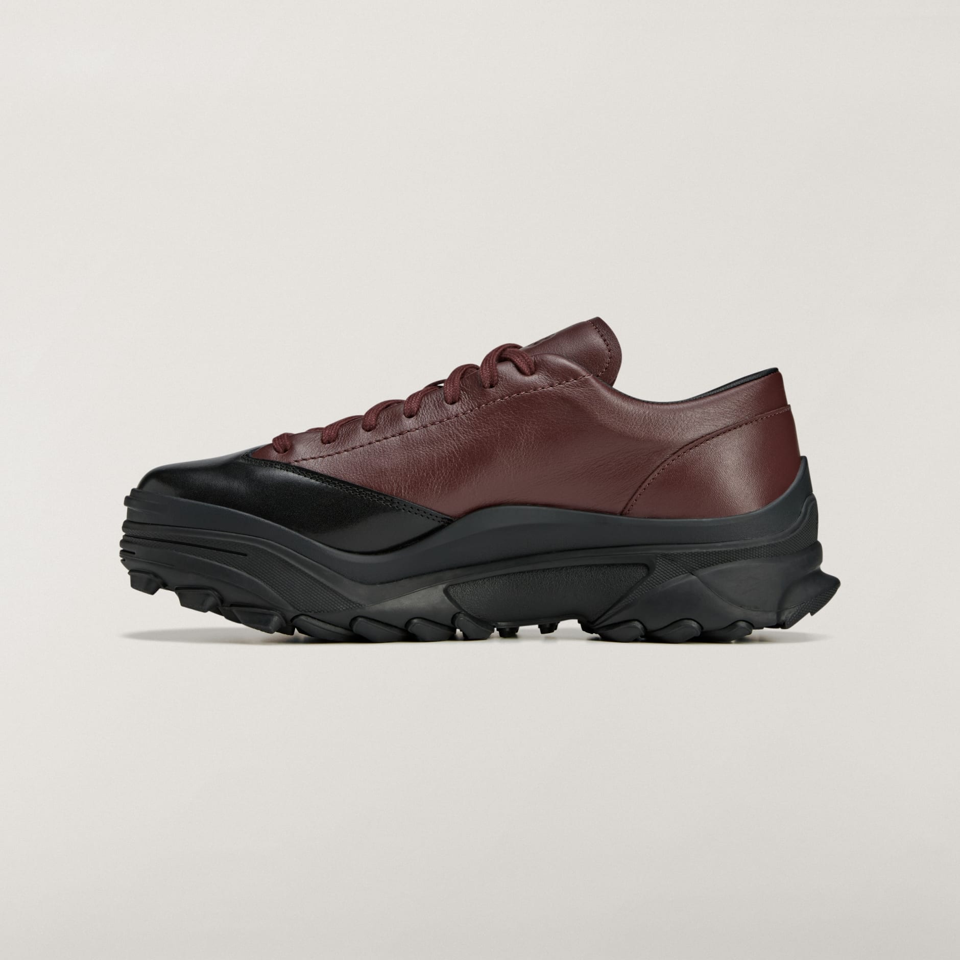 Shoes - Y-3 GSG9 Low - Brown | adidas Oman