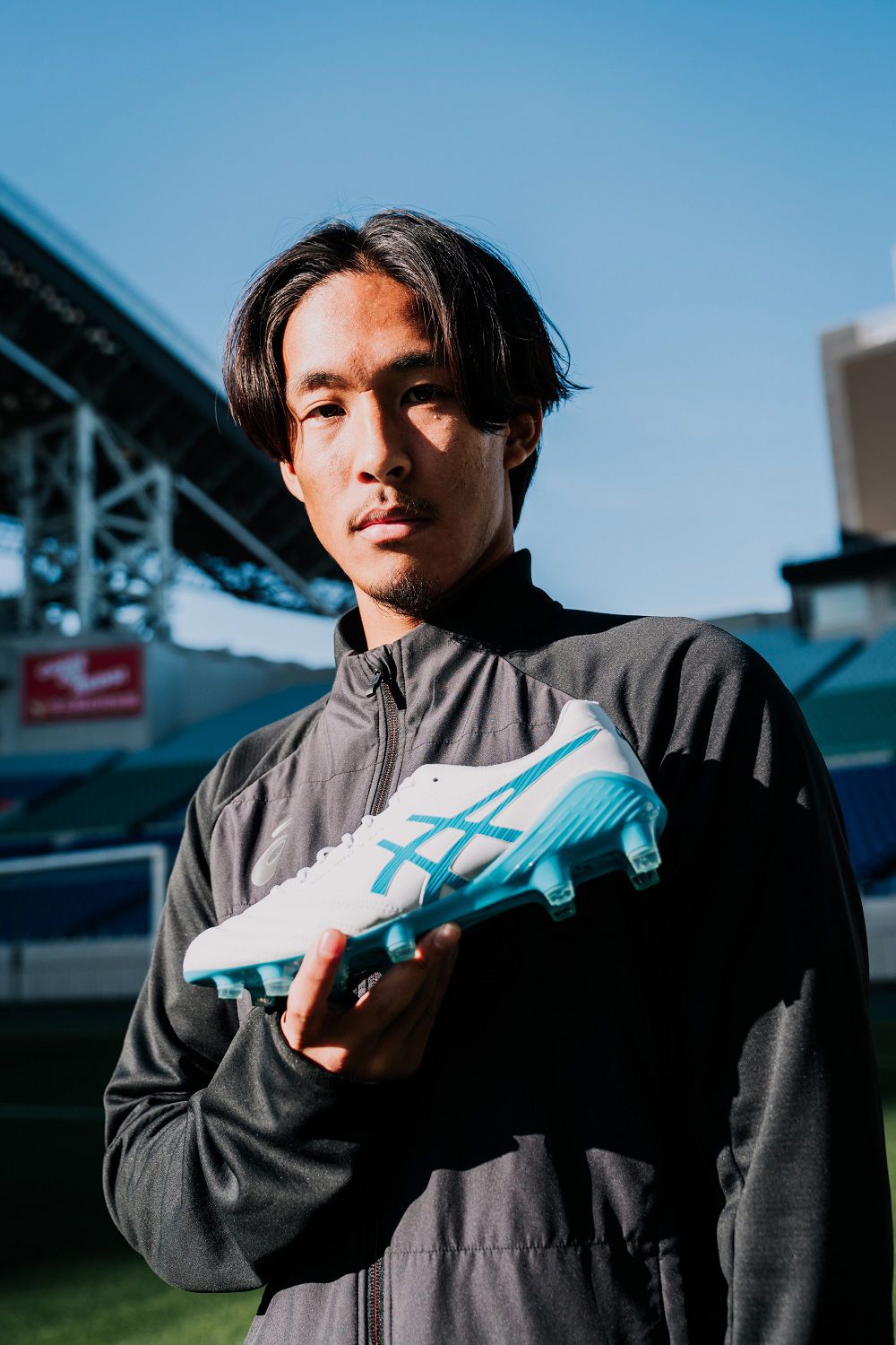 サッカーの武田英寿選手とアドバイザリースタッフ契約を締結 | 株式